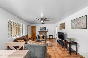 219 E Zuni Dr, Flagstaff, AZ 86005 - Photo 8