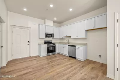 310 E Birch Avenue #203, Flagstaff, AZ 86001 - Photo 2