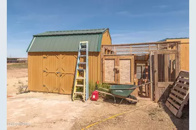 552 W Mountain View Street, Winslow, AZ 86047 - Photo 34