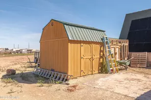 552 W Mountain View St, Winslow, AZ 86047 - Photo 30