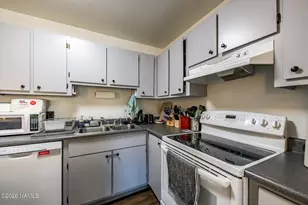 1200 S Riordan Ranch St, Flagstaff, AZ 86001 - Photo 12