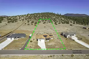 8951 Richfield Dr, Flagstaff, AZ 86004 - Photo 2