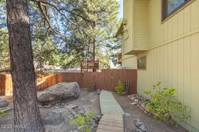 2277 E Forest Heights Drive, Flagstaff, AZ 86004 - Photo 26