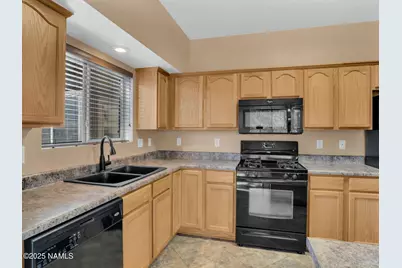 4033 N Pipit Place, Flagstaff, AZ 86004 - Photo 8