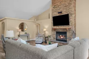 4910 Camino de Los Vientos, Flagstaff, AZ 86004 - Photo 12