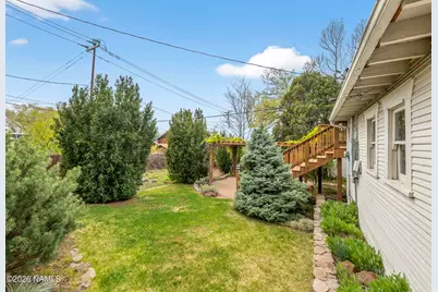 211 E Elm Avenue, Flagstaff, AZ 86001 - Photo 40