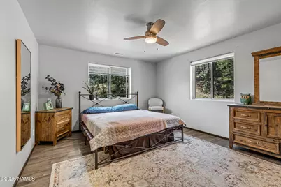 3348 Happy Trails Drive, Flagstaff, AZ 86001 - Photo 32