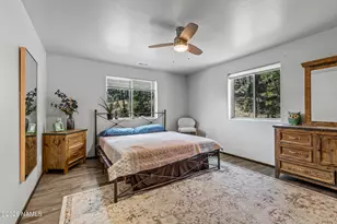 3348 Happy Trails Dr, Flagstaff, AZ 86001 - Photo 32