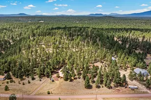 3348 Happy Trails Dr, Flagstaff, AZ 86001 - Photo 2