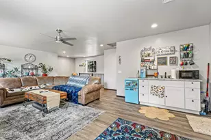 3348 Happy Trails Dr, Flagstaff, AZ 86001 - Photo 30