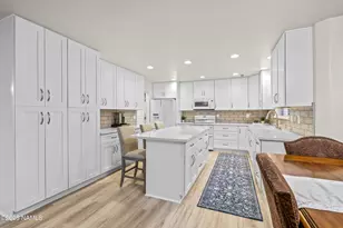 2201 N Bristlecone Dr, Flagstaff, AZ 86004 - Photo 8