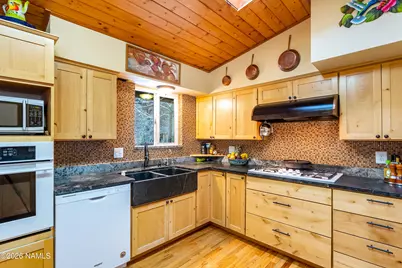 2304 N Talkington Drive, Flagstaff, AZ 86001 - Photo 10