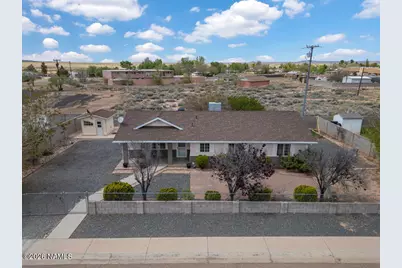 110 Court Lane, Holbrook, AZ 86025 - Photo 32