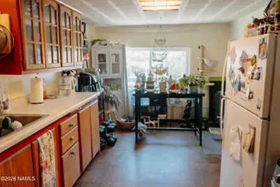 810 N Williamson Avenue, Winslow, AZ 86047 - Photo 10