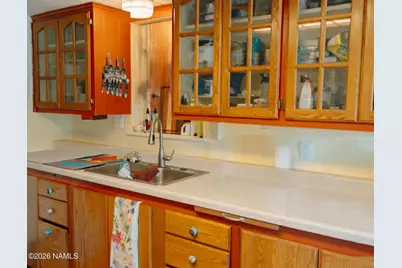 810 N Williamson Avenue, Winslow, AZ 86047 - Photo 8
