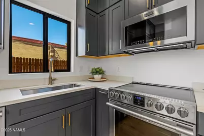 302 W Oak Avenue #8, Flagstaff, AZ 86001 - Photo 14