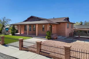 390 S 2nd St, Williams, AZ 86046 - Photo 2