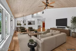 2456 N Carefree Cir, Flagstaff, AZ 86004 - Photo 8