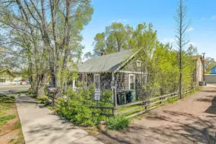 715 W Summit Ave, Flagstaff, AZ 86001 - Photo 2