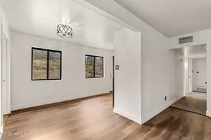 213 E Woodland Dr, Flagstaff, AZ 86001 - Photo 4