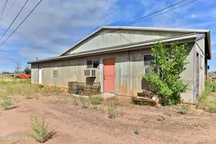 3005 W 3rd St, Winslow, AZ 86047 - Photo 4