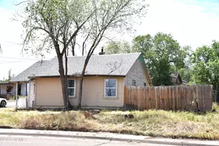 389 W Park Ave, Ash Fork, AZ 86320 - Photo 22