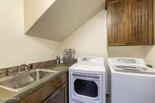 3353 S Tourmaline Dr, Flagstaff, AZ 86005 - Photo 34