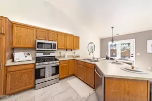3805 E Foxtail Dr, Flagstaff, AZ 86004 - Photo 4