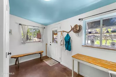 4511 Canyon Loop, Flagstaff, AZ 86005 - Photo 4