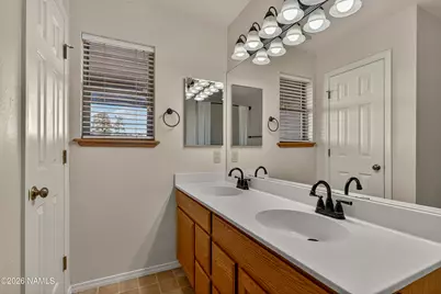 8985 N Silver Saddle Drive, Flagstaff, AZ 86004 - Photo 16