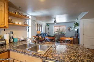 3200 S Litzler Dr, Flagstaff, AZ 86005 - Photo 8
