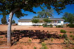 2201 Scenic View Dr, Winslow, AZ 86047 - Photo 12