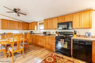 901 N Pine Cliff Dr, Flagstaff, AZ 86001 - Photo 10