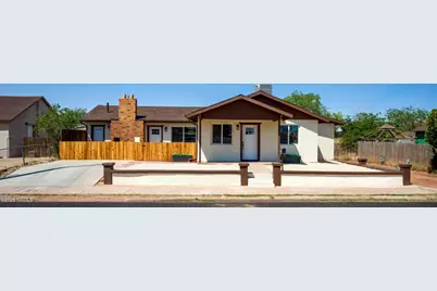 108 E Oak Street, Winslow, AZ 86047 - Photo 1
