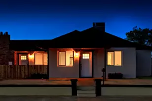 108 E Oak St, Winslow, AZ 86047 - Photo 2