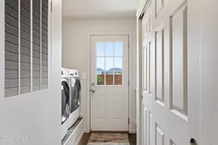 8105 E Mercury Dr, Flagstaff, AZ 86004 - Photo 24