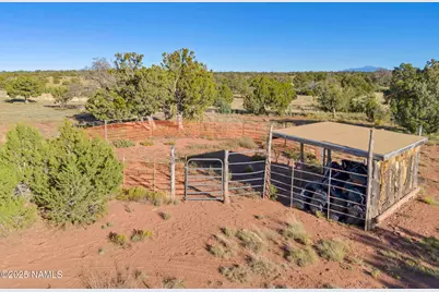 8938 Hawkeye Circle, Williams, AZ 86046 - Photo 16