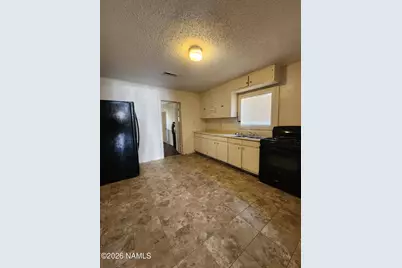 418 S Wc Riles Street, Flagstaff, AZ 86001 - Photo 4