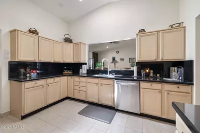 7050 Vista De Oro, Flagstaff, AZ 86004 - Photo 10