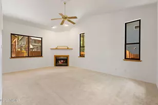 3349 S Carol Dr, Flagstaff, AZ 86005 - Photo 8