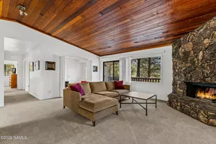 1886 N Edgewood St, Flagstaff, AZ 86004 - Photo 8