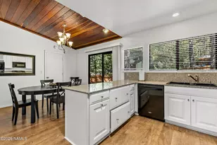 1886 N Edgewood St, Flagstaff, AZ 86004 - Photo 12