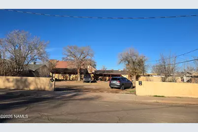 112 W Oak Street, Winslow, AZ 86047 - Photo 1