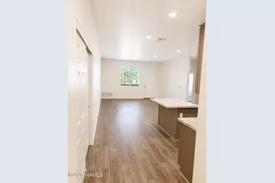 2950 W Presidio Drive #204, Flagstaff, AZ 86001 - Photo 4