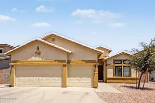 1405 S Park Grove Cir, Gilbert, AZ 85296 - Photo 1