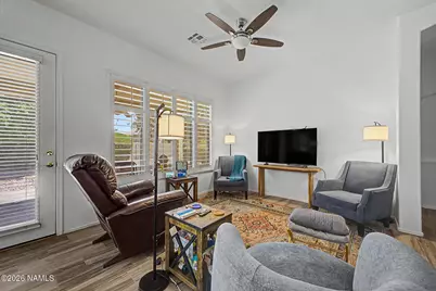 1405 S Park Grove Circle, Gilbert, AZ 85296 - Photo 8