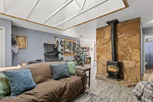 792 Comanche, Flagstaff, AZ 86005 - Photo 4