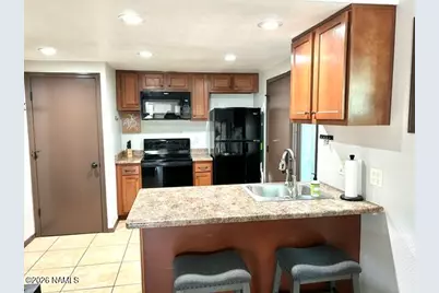 2600 N Valley View Road #102, Flagstaff, AZ 86004 - Photo 2