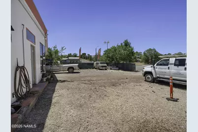 268 W Lewis Avenue, Ash Fork, AZ 86320 - Photo 26