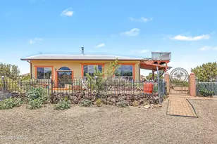 95 Leupp Rd, Flagstaff, AZ 86004 - Photo 2